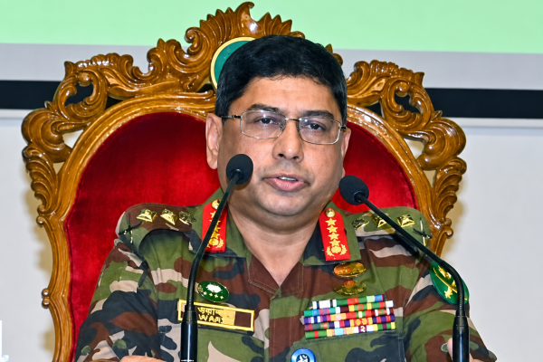 দেশের প্রয়োজনে মাঠে ছিল সেনাসদস্যরা,এখন ধীরে ধীরে ফিরছে ব্যারাকে