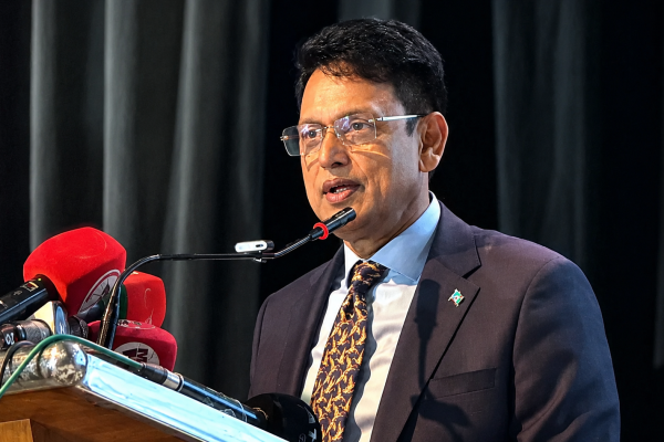 আমাদের দেশের শিক্ষার্থীরা স্কুলে যেতে চায় না,” শিক্ষামন্ত্রী।