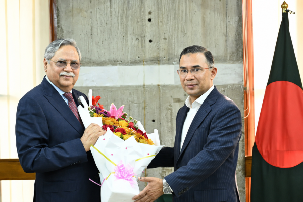 জাতীয় ঈদগাহ মাঠে ঈদুল আজহার জামাত সকাল ৭টায় ; 
 অংশ নেবেন রাষ্ট্রপতি মো. সাহাবুদ্দিন ও প্রধানমন্ত্রী তারেক রহমান।