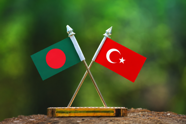 বাংলাদেশ-তুরস্ক দ্বিপক্ষীয় বৈঠক: বিশেষ অর্থনৈতিক অঞ্চল ও প্রতিরক্ষা সহযোগিতার প্রস্তাব